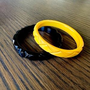 Plastic Carved Bangles (Set of 2)